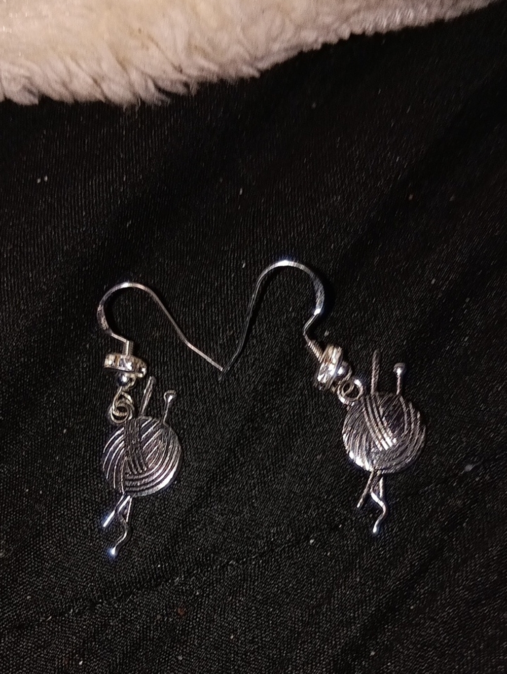 Silver Knitting Yarn Ball Dangle Earrings - Women Jewelry(HANDMADE)